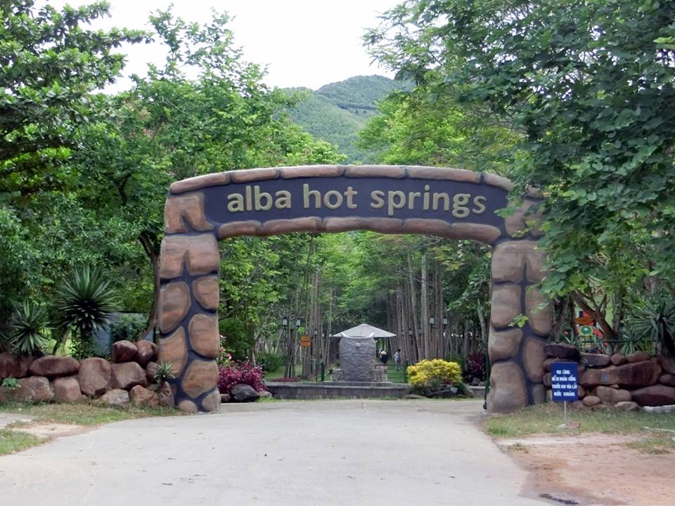 KHU RESOT SUỐI NƯỚC NÓNG ALBA- HUẾ